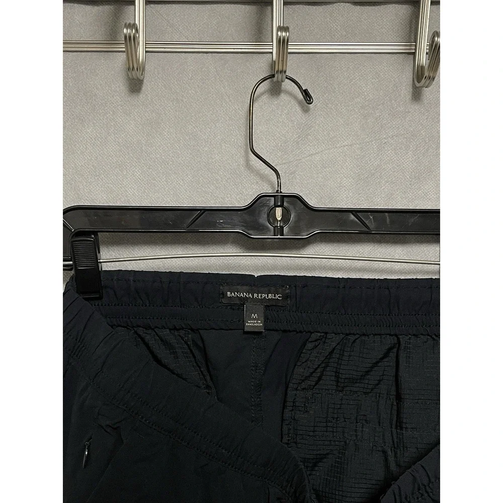Banana Republic Pants Men M Black Golf Tech Versatile Performance‎ Flex Joggers